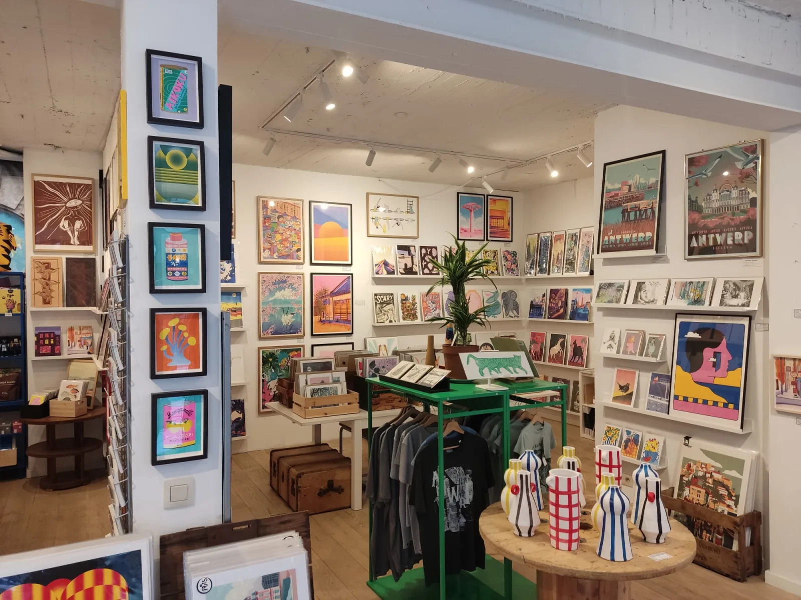 Walk-in 'Drink & draw'